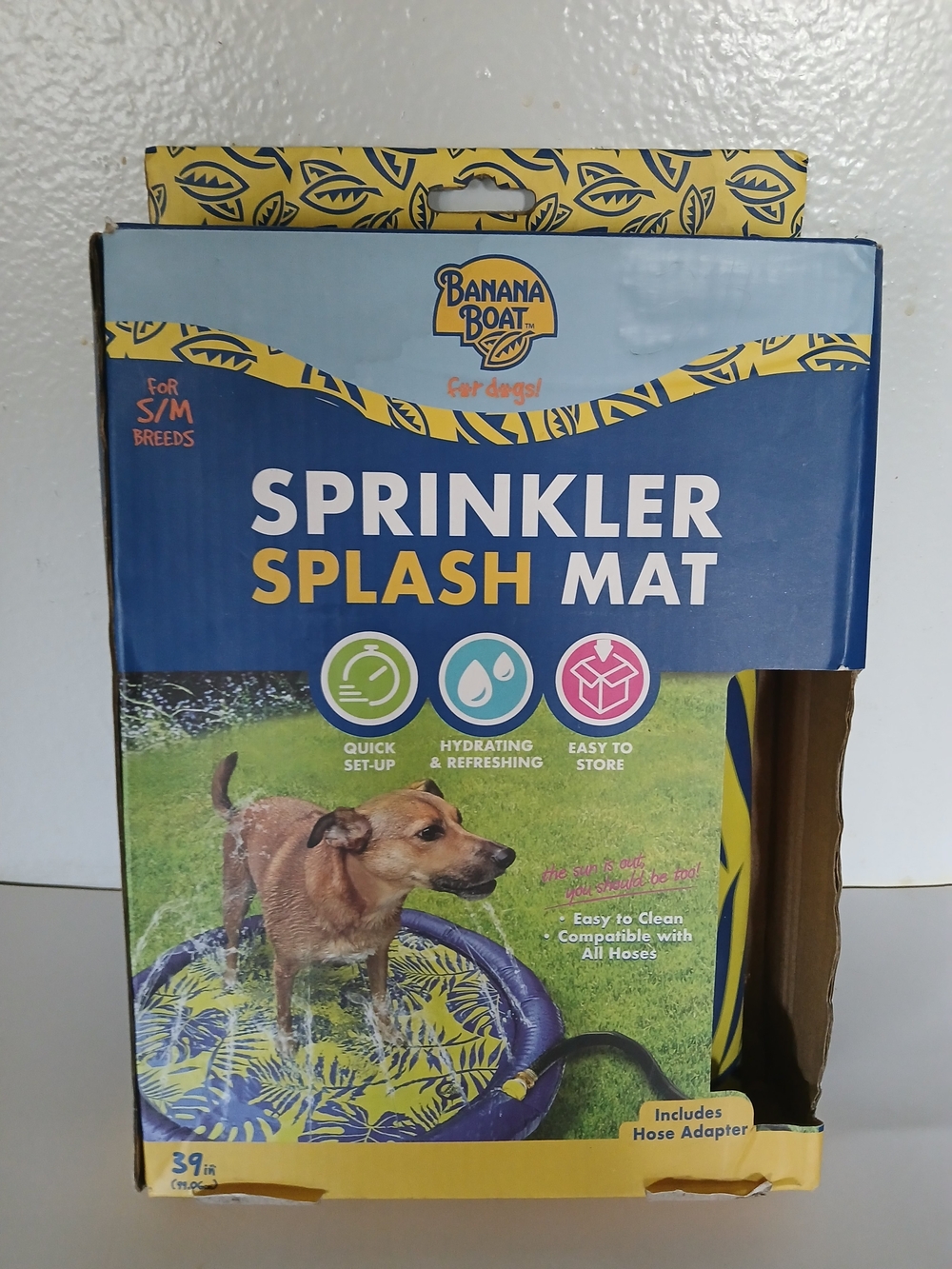 Banana Boat Sprinkler Splash Mat for Dogs - Blue and Yellow